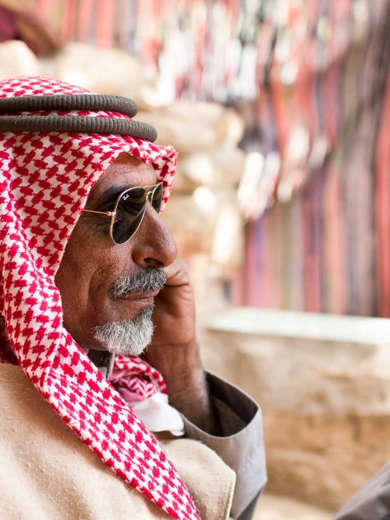 د. خالد بن طاهر، كبير محللي السياسة الخارجية